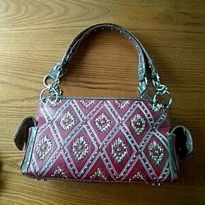 Western style conceal and carry purse.
